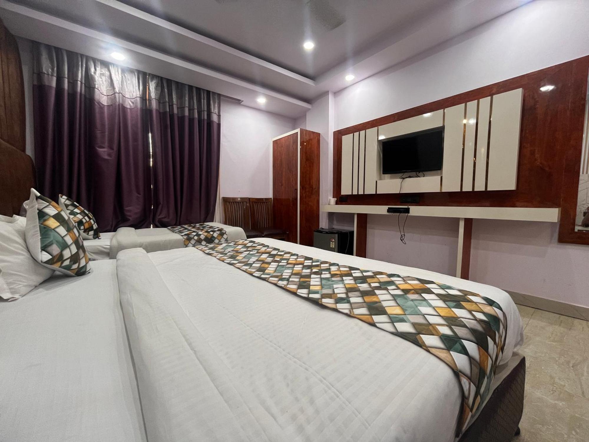 Hotel Embassy Near Rk Ashram Metro Nové Dillí Exteriér fotografie