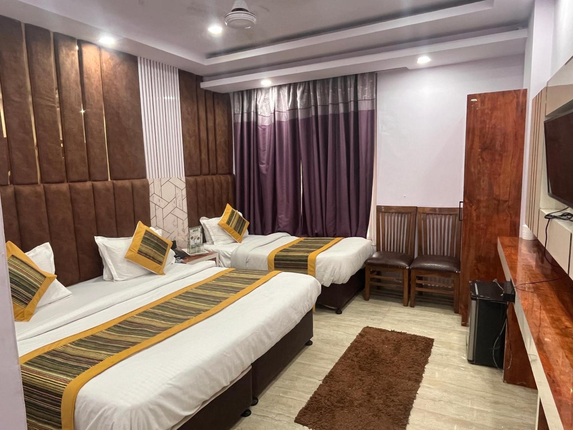 Hotel Embassy Near Rk Ashram Metro Nové Dillí Exteriér fotografie